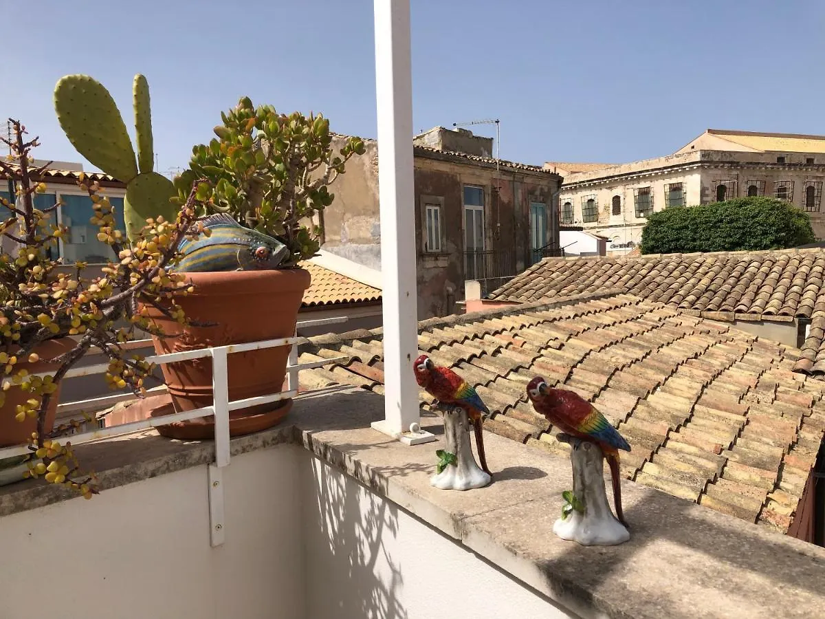 Mirable Rainbow House Apartment Syracuse Italy